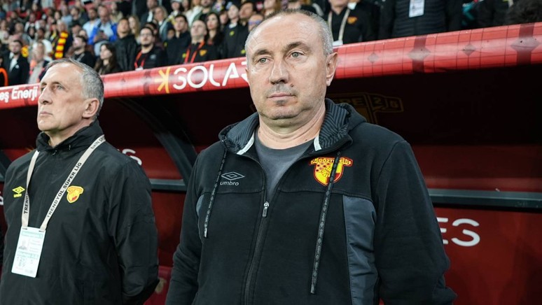 Göztepe Teknik Direktörü Stanimir Stoilov, RAMS Başakşehir galibiyetini değerlendirdi - Resim : 1