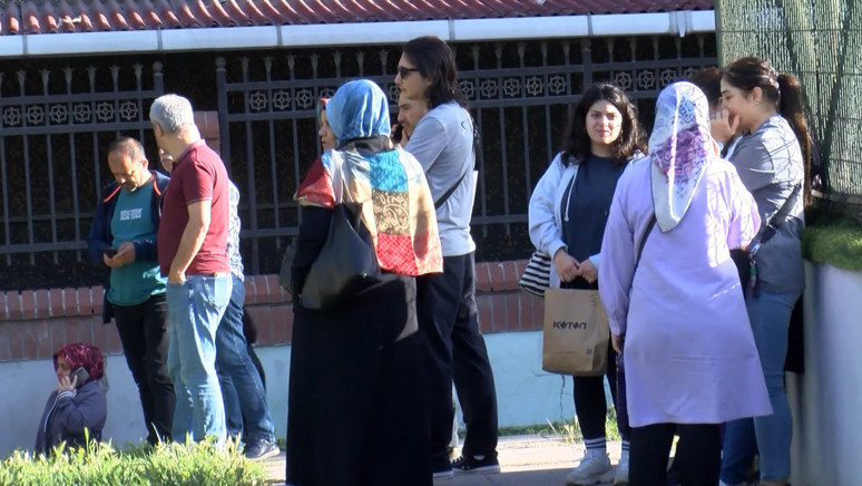 Bağcılar'da yangın paniği yaşandı! - Resim : 1