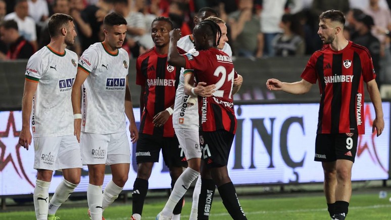 Alanyaspor, Gaziantep FK deplasmanında kazandı - Resim : 2