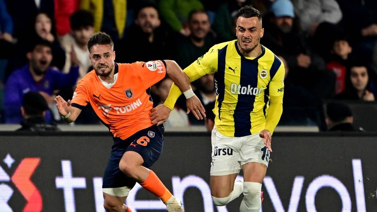 Fenerbahçe'den 4-1'lik galibiyet! Sarı-lacivertliler, Başakşehir'i mağlup etti - Resim : 1