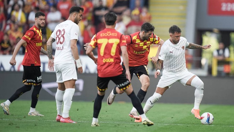 Göztepe ile Hatayspor yenişemedi! İzmir'de 1-1'lik eşitlik - Resim : 1