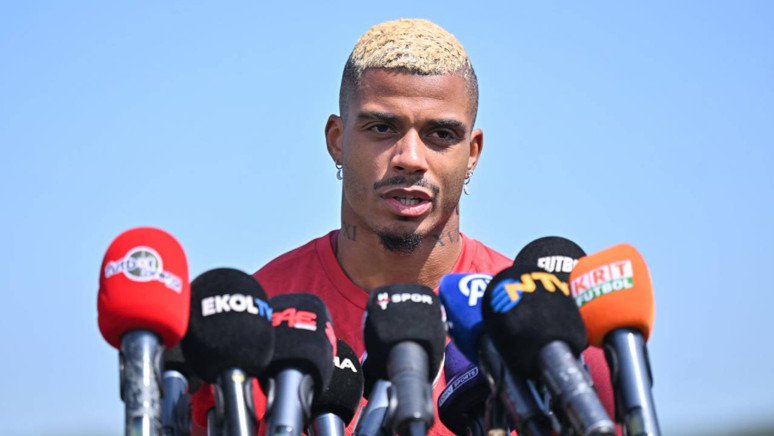 Galatasaraylı Mario Lemina: 'İnşallah Galatasaray'ın hedeflerini gerçekleştireceğiz' - Resim : 1