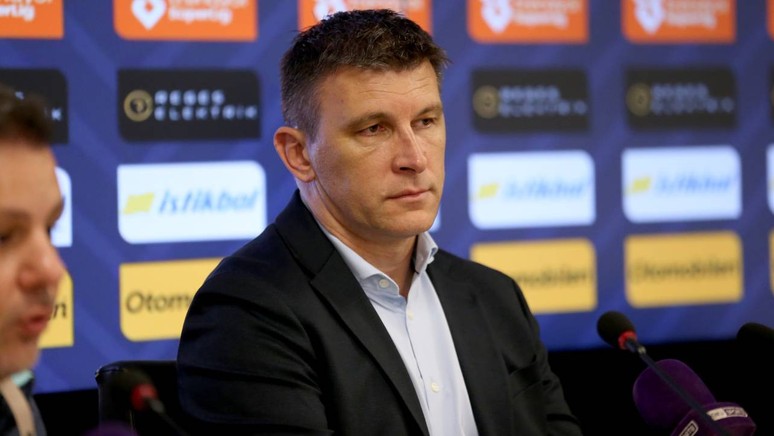 Kayserispor Teknik Direktörü Sergej Jakirovic: 'Ligde kalma konusunda çok önemli bir adım attık' - Resim : 1