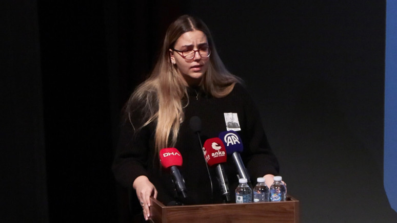 Usta yönetmen Ali Özgentürk'e veda! - Resim : 2