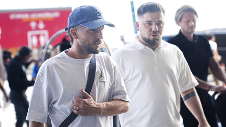 Dries Mertens ülkesine döndü - Resim : 1