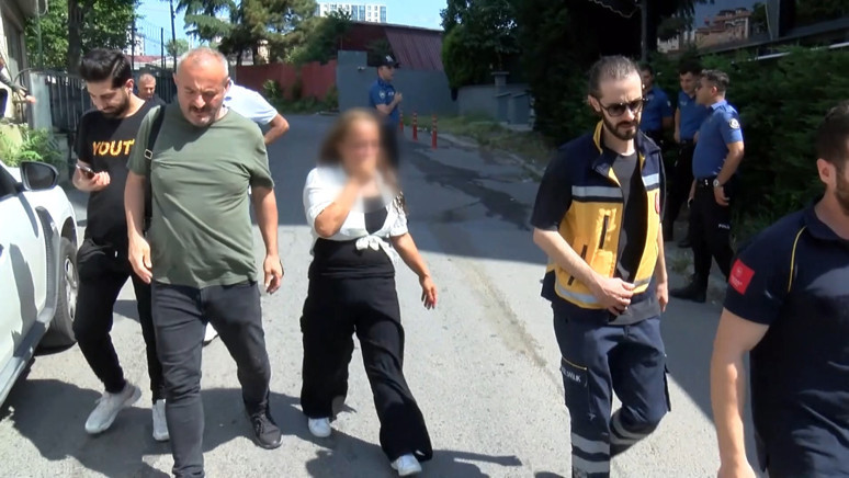 Pendik'te korku dolu anlar: Eski iş yerinin önünde kendini yakmaya çalıştı - Resim : 1