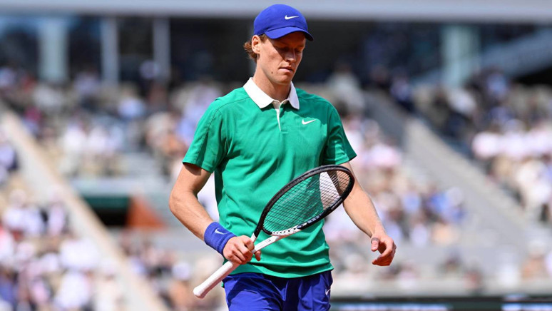 Roland Garros'ta şampiyon Carlos Alcaraz oldu! Finalde Jannik Sinner'i 3-2 mağlup etti - Resim : 2