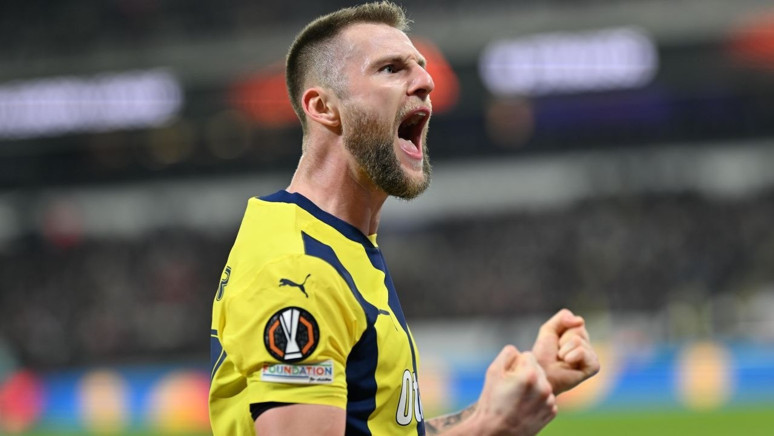 Mahmut Uslu: 'Umarım Ali Koç bu adamı Fenerbahçe'de tutar' - Resim : 1