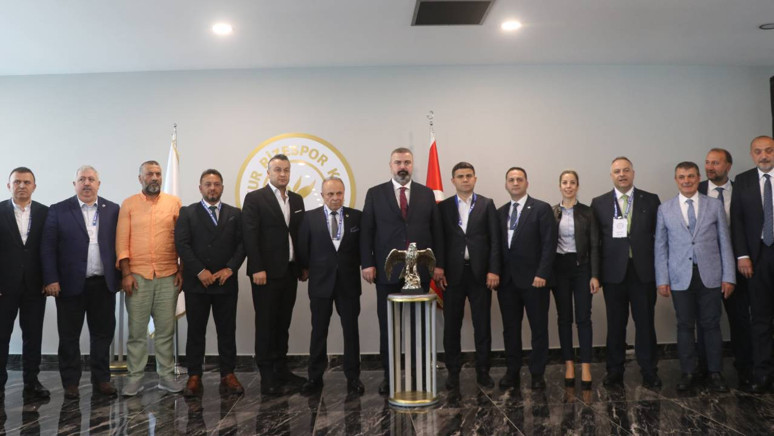 Çaykur Rizespor'da İbrahim Turgut yeniden başkan - Resim : 1