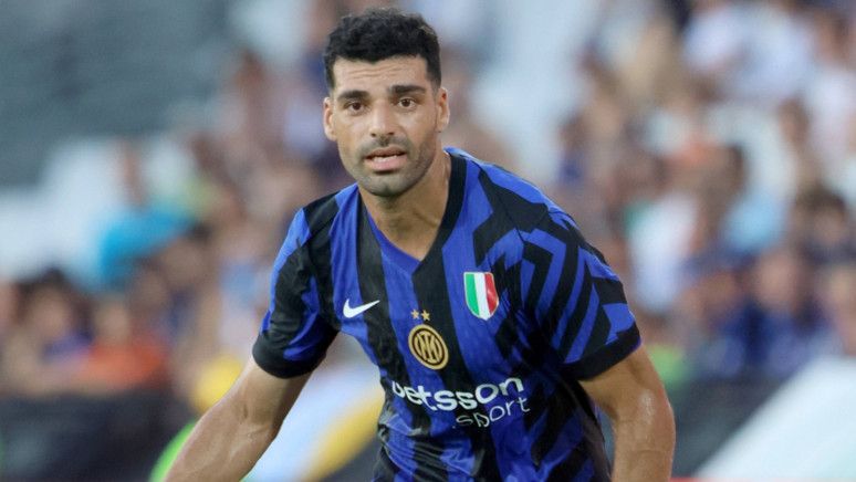 İran-İsrail gerilimi futbolu vurdu! Yıldız isim takımını yalnız bıraktı - Resim : 1