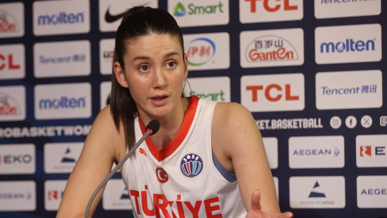 A Milli Kadın Basketbol Takımı Başantrenörü Ekrem Memnun: 'Bu turnuvada bir şeyler yapmak istiyoruz' - Resim : 1