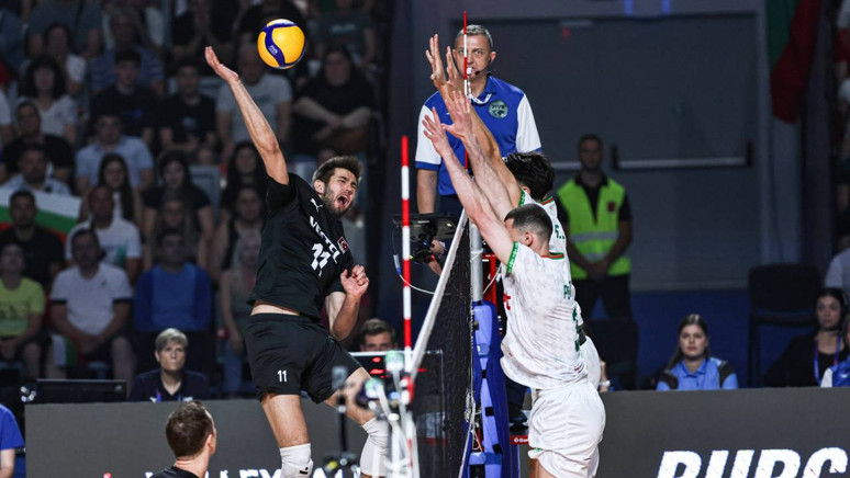 Türkiye, Bulgaristan'ı devirdi! Ay-yıldızlılardan 3-0'lık galibiyet - Resim : 1