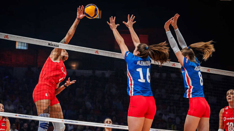 Filenin Sultanları, Çekya'ya diş geçiremedi! Ay-yıldızlılar 3-1 kaybetti - Resim : 1