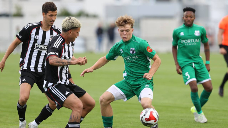 Beşiktaş, Petrzalka'ya 2-1 kaybetti - Resim : 1