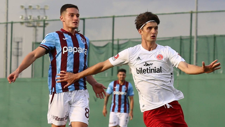 Trabzonspor'dan 3-1'lik galibiyet - Resim : 2