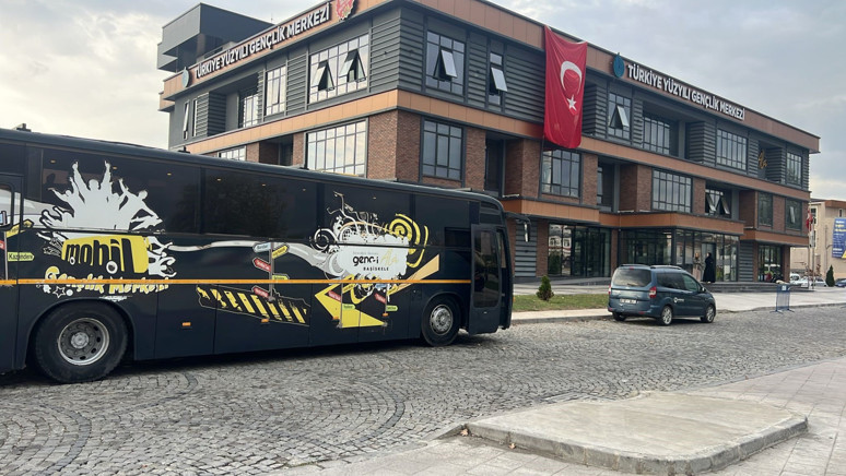 Kocaeli’nde bir ilk! GençBüs ücretsiz destek vermeye başladı - Resim : 1