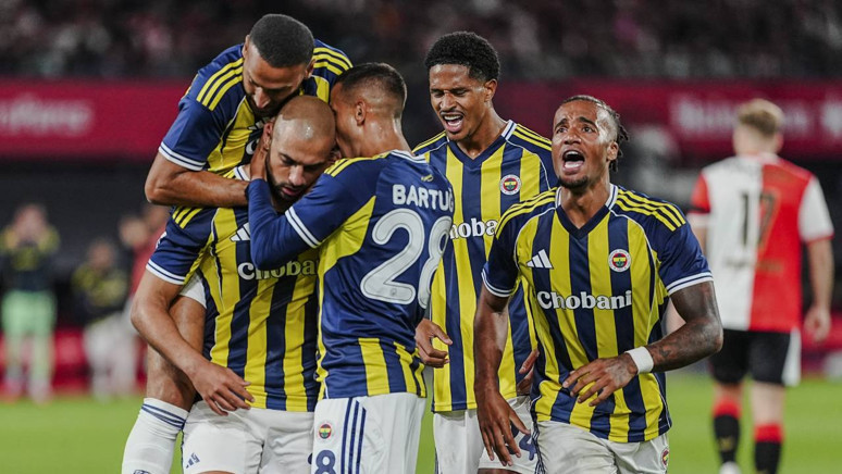 Fenerbahçe son dakikalarda yıkıldı! Sarı-lacivertliler, Feyenoord'a 2-1 kaybetti - Resim : 1