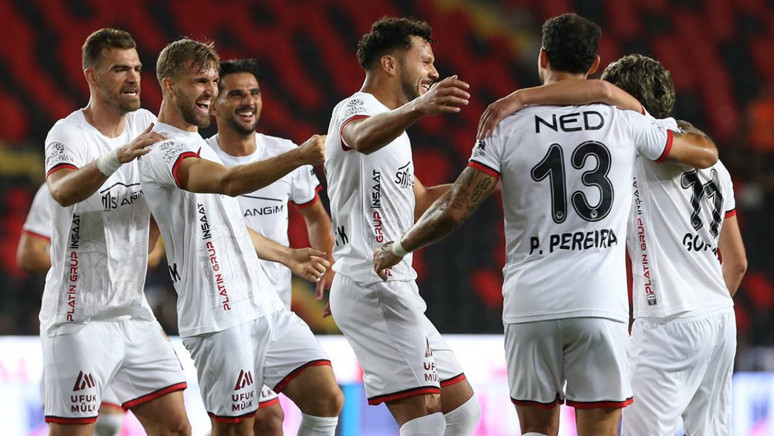 Fenerbahçe, Ankara deplasmanında 3 puan arıyor! Sarı-lacivertliler, Gençlerbirliği ile karşılaşacak - Resim : 2