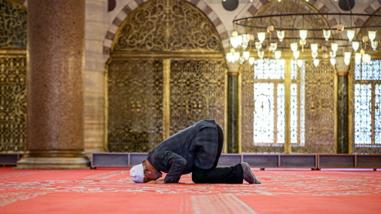 Mevlid Kandili namazı nasıl kılınır? Mevlid Kandili namazı kaç rekattan oluşur, hangi dualar okunur? - Resim : 1