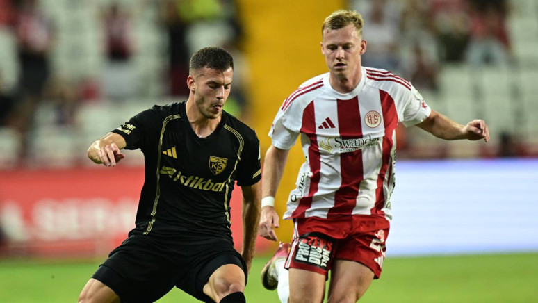 Antalyaspor ile Kayserispor yenişemedi! Mücadele 1-1'lik eşitlikle sona erdi - Resim : 1