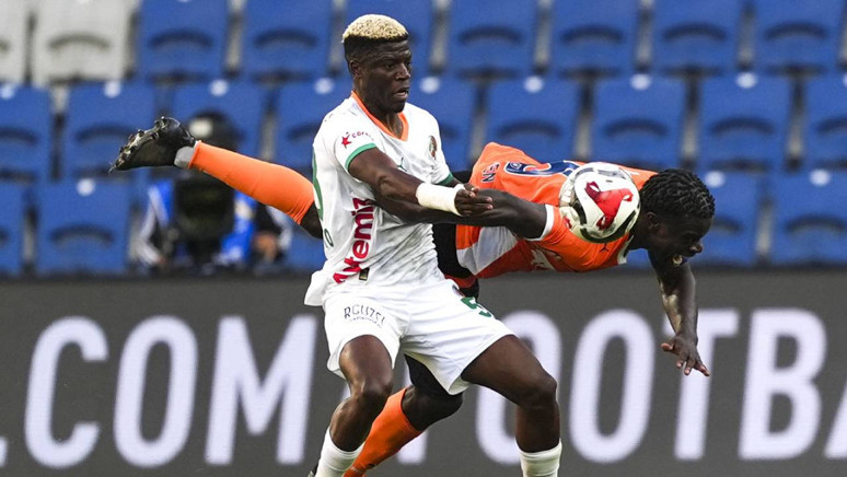 Başakşehir ile Alanyaspor, puanları paylaştı! Karşılaşma 1-1 sona erdi - Resim : 2