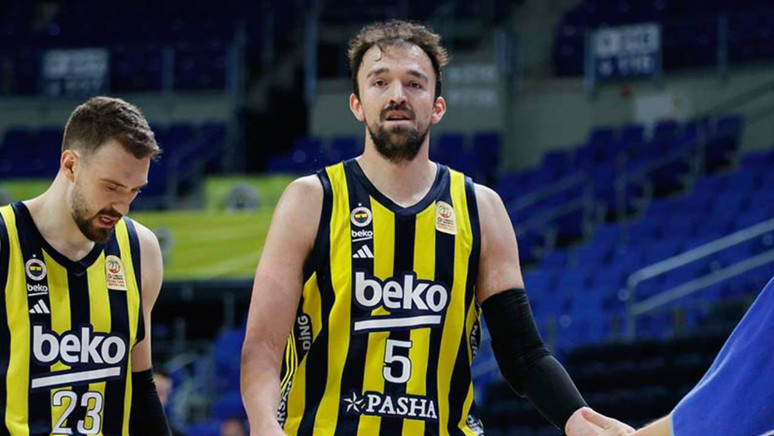 Fenerbahçe'de sürpriz ayrılık! Milli oyuncuya veda edildi - Resim : 1