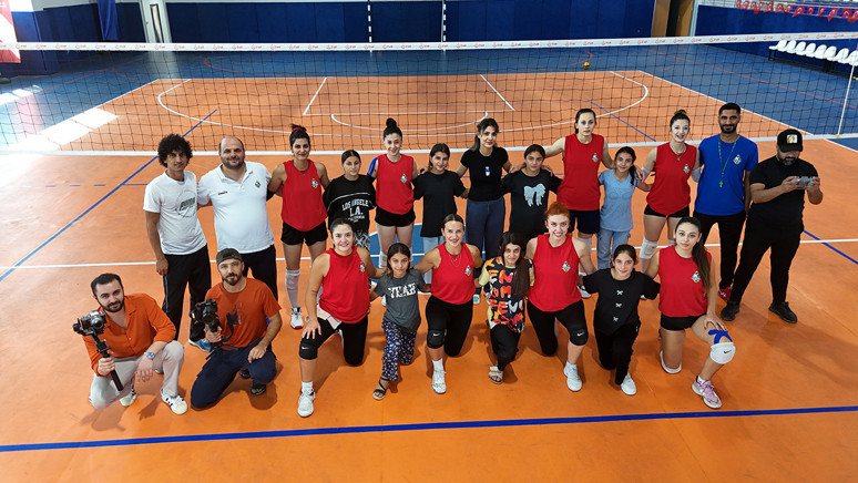 Kavurga Köyü voleybolla dünyaya açılıyor - Resim : 1