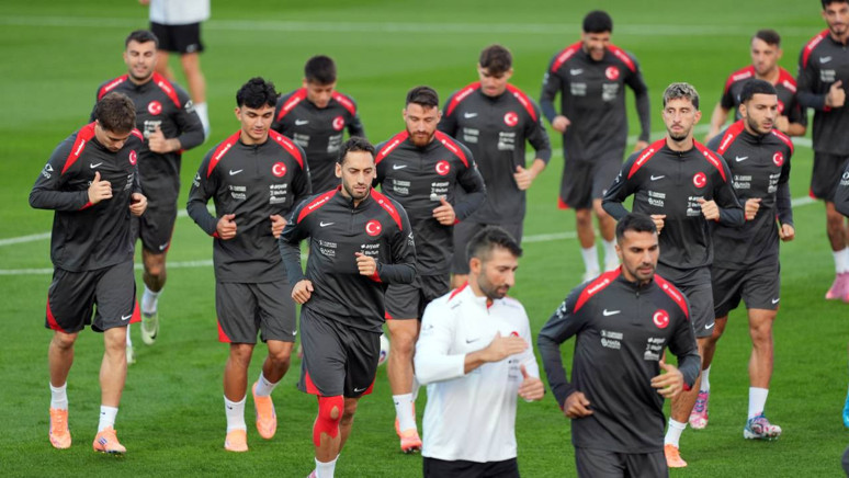 A Milli Takım hazırlıklarına başladı - Resim : 1
