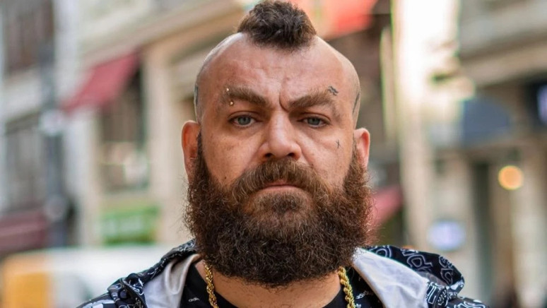 Bahadır Ünlü kimdir