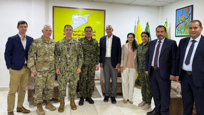 PYD’li Sinem Muhammed: ‘ABD’ye göre Suriye’de ademimerkeziyetçilik iyi bir seçenek’ - Resim : 1