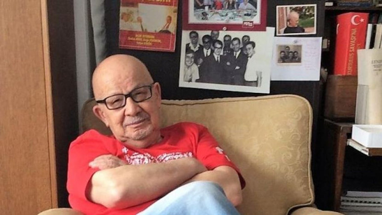 Yalçın Küçük, 87 yaşında hayatını kaybetti - Resim : 5