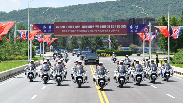 Xi Jinping 7 yıl sonra tekrar KDHC'de: 'İlişkilerde tarihi bir nokta' - Resim : 2