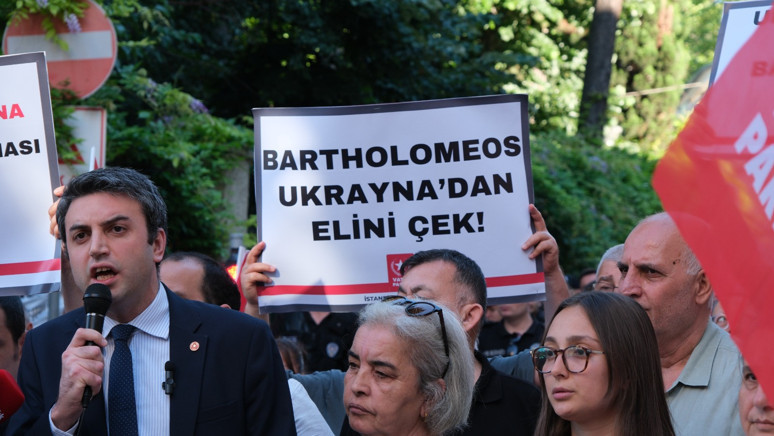 Vatan Partisi Fener Rum Patrikhanesinin Ukrayna bağlantılı ilişkilerini açıkladı! 'Amaç Türkiye'yi tehditlere karşı yalnız bırakmak' - Resim : 6