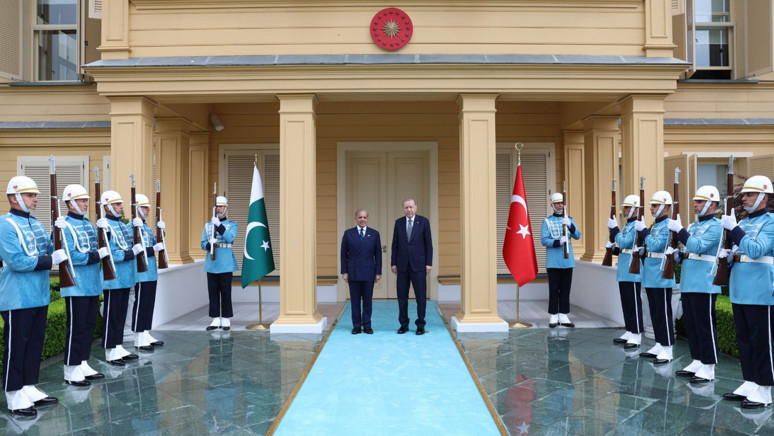 Cumhurbaşkanı Erdoğan, Pakistan Başbakanı Şerif'i kabul etti - Resim : 1