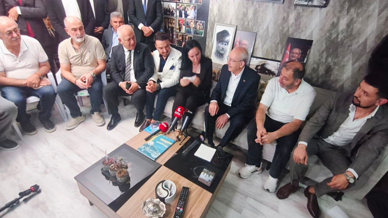 CHP Lideri Kılıçdaroğlu Ankara’da esnafı ziyaret etti - Resim : 1