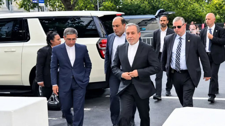 BM'de Trump usulü: Kürsüde tehdit yan salonda müzakere - Resim : 2
