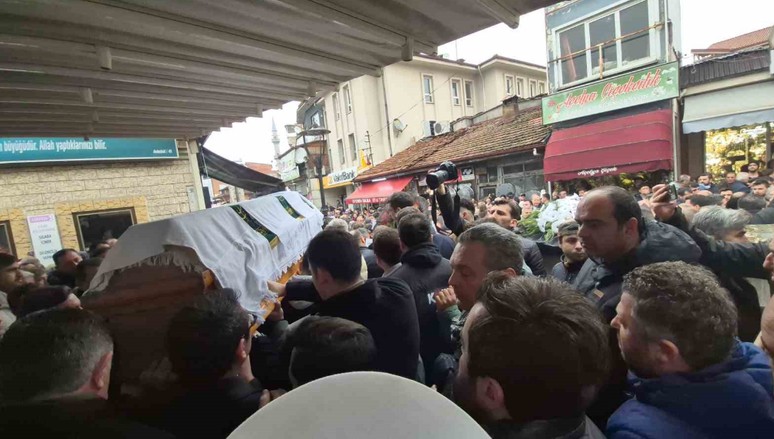Babasıyla görüntülü konuşarak 12. kattan atlamıştı! Şevval Şahin'den acı haber geldi... - Resim : 2