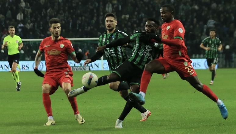 Kocaelispor, Amed Sportif Faaliyetler'i 1-0 yendi - Resim : 2