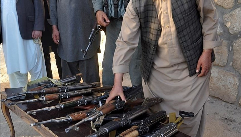 Pakistan'da katliam: 7 kişi otobüsten indirilip infaz edildi