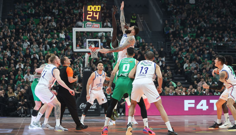 Anadolu Efes, Panathinaikos'a kaybetti - Resim : 2