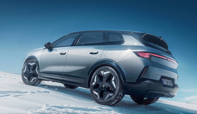 Yeni Opel Grandland Electric AWD Ultimate Tanıtıldı: Dört Çeker, Tam Elektrikli ve 325 HP Gücünde - Resim : 1