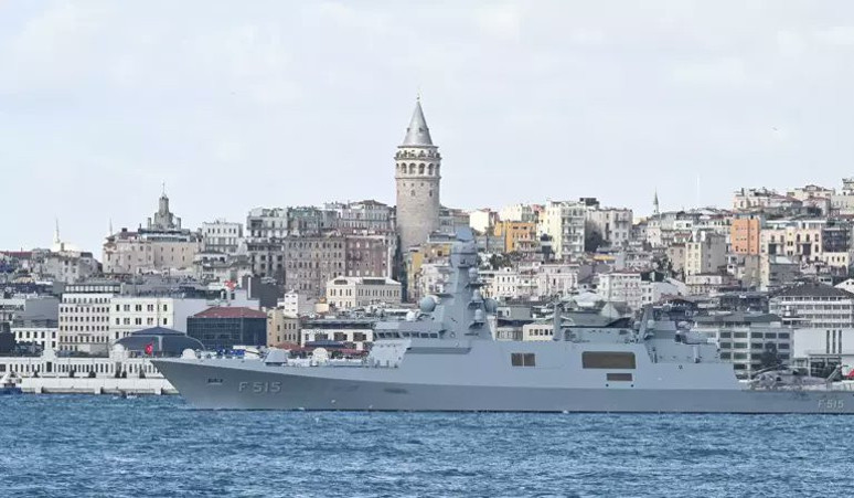 Preveze'nin yıldönümünde Boğaz'da gövde gösterisi - Resim : 2