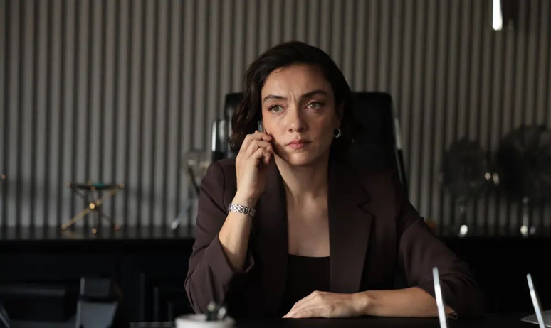 KRAL KAYBEDERSE SON BÖLÜM İZLE