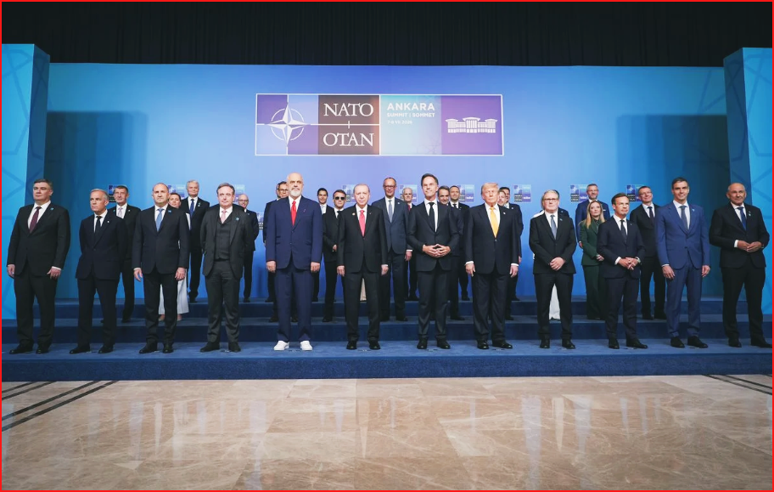 NATO'nun savaş kışkırtıcılığına Moskova'da hodri meydan - Resim : 1