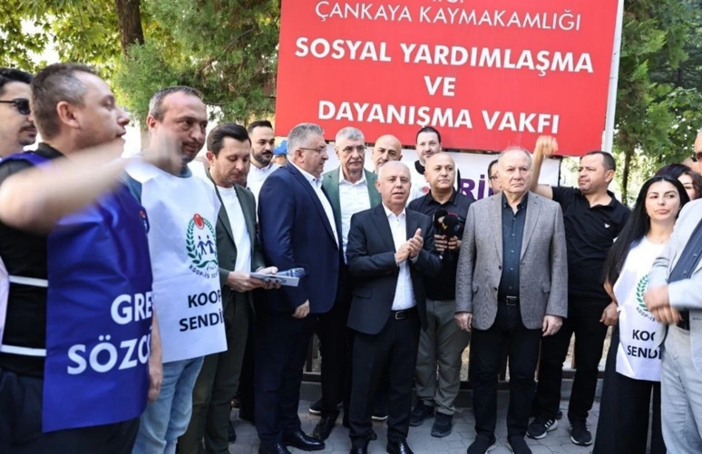 SYDV işçileri protokolün dışında bırakıldı! Koop-İş 1003 vakıfta greve çıktı - Resim : 4