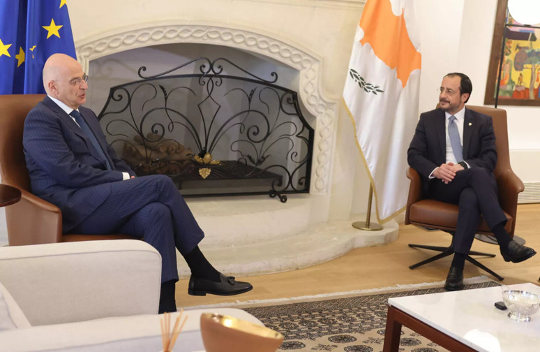 GKRY: Türk askeri gitsin NATO gelsin - Resim : 1