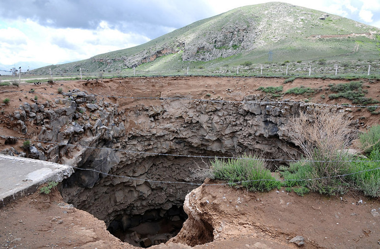Bu meteor çukurları dağcıların yeni rotası oldu