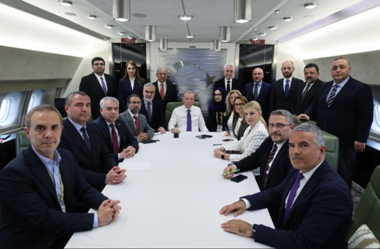 Cumhurbaşkanı Erdoğan Arnavutluk dönüşü konuştu: Devletimiz, hükümetimiz gündemine hakimdir - Resim : 1