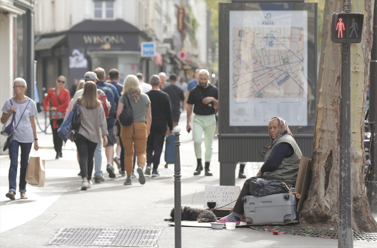 Olimpiyatların görünmeyen yüzü... Evsizleri otobüslere atıp Paris'ten sürdüler - Resim : 2