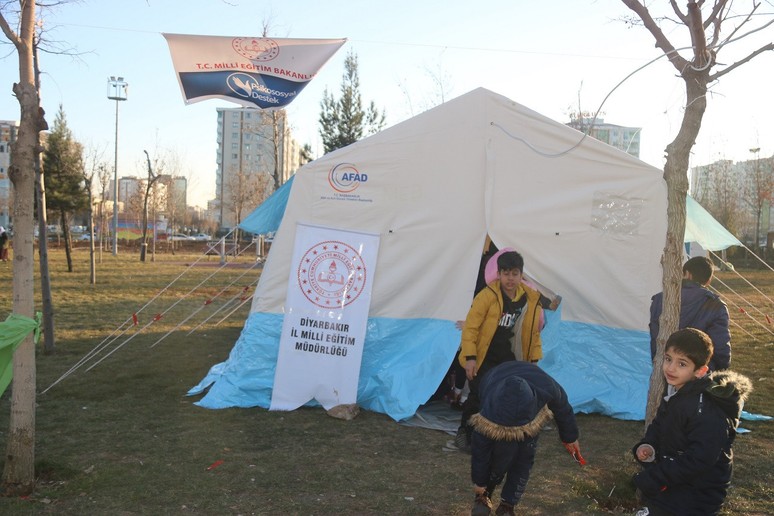 Deprem sonrası ikinci tehlike: Salgına karşı acil önlem alınmalı - Resim : 3